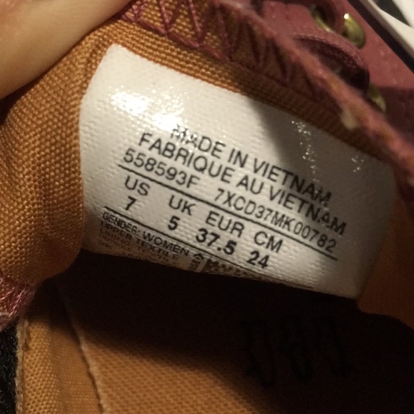 BRAND NEW Maroon Red Shoreline Converse 🌟 - Picture 5 of 6